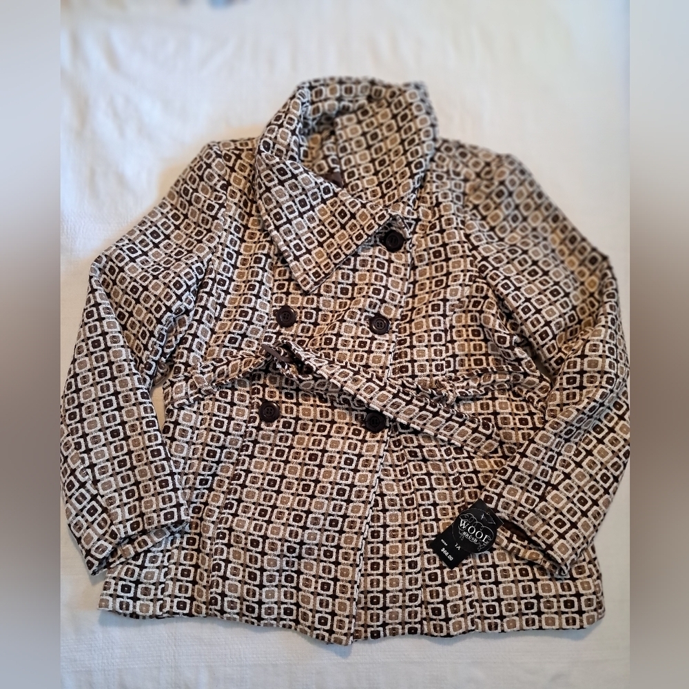 Robert Louis women's size 1X Brown Camel geometric belted jacket, New